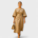 Sonia - Elegantne kleit koos varrukatega