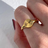 Rizavelle | Anello Sunburst in Oro 18K
