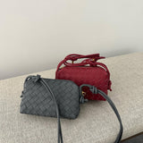 Janna | Igapäevane kompaktne õlakott