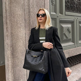 Vivienne | Kootud Oversized Klassika Kott