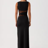 Leni - Tihedalt istuv maksikleit diskreetsete lõigete ja nööridega