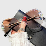 Brystahl | Sophisticeeritud päikeseprillid