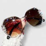 Brystahl | Sophisticeeritud päikeseprillid