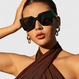 Raeyana | Elegantne Päikeseprillid