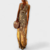 Tatiana - Voogav Kleit V-kaelusega