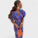 Vanessa - Elegantne V-kaelusega kleit