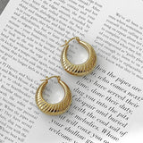 Sloane | Kuldse Viimistlusega Kõrvarõngad