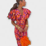 Vanessa - Elegantne V-kaelusega kleit