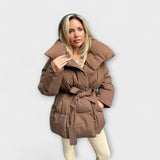 Juliana – Elegantne Puffer Mantel